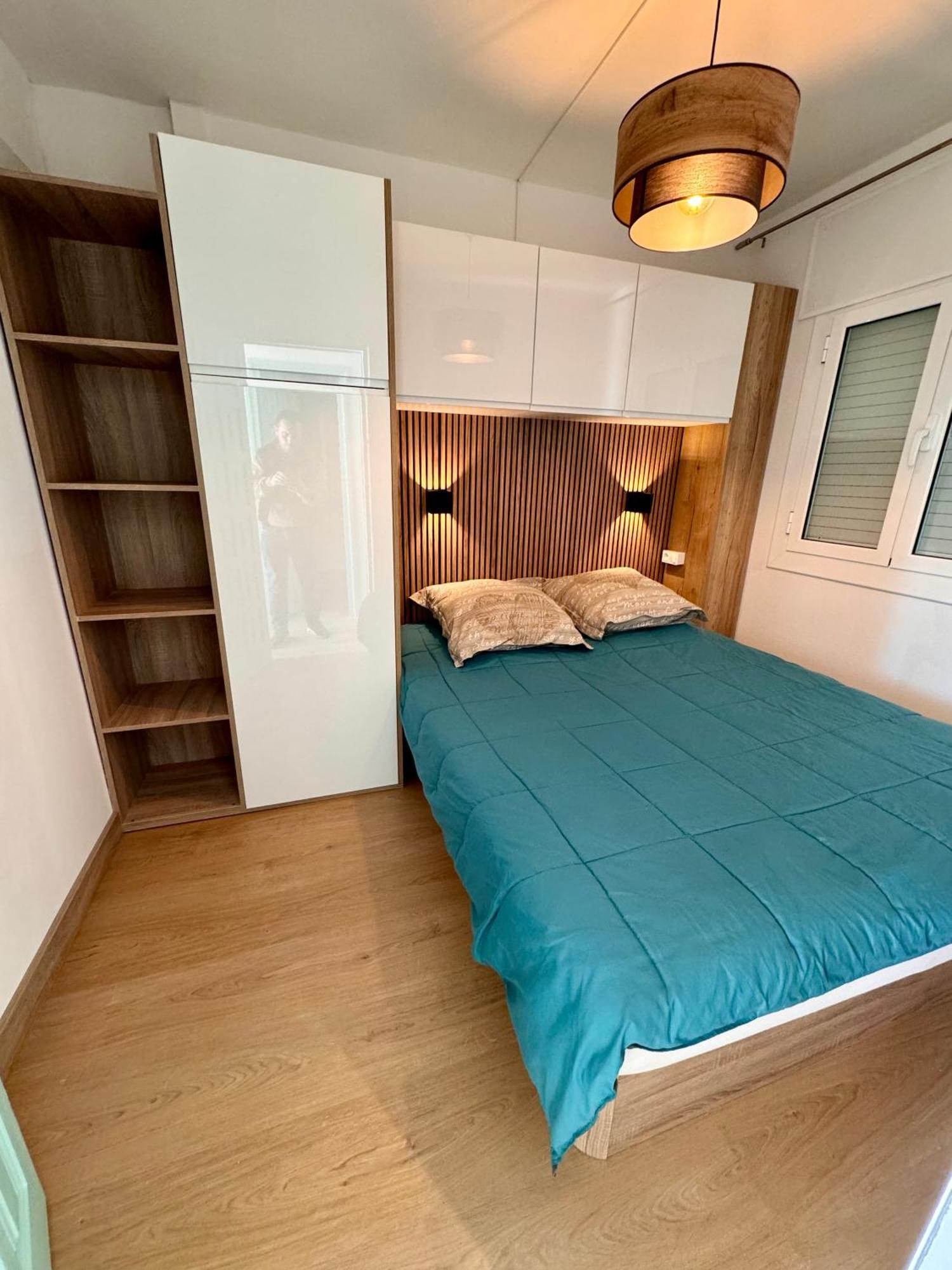 Magnifique Appartement En Front De Mer, Caneylles Roses Exterior photo