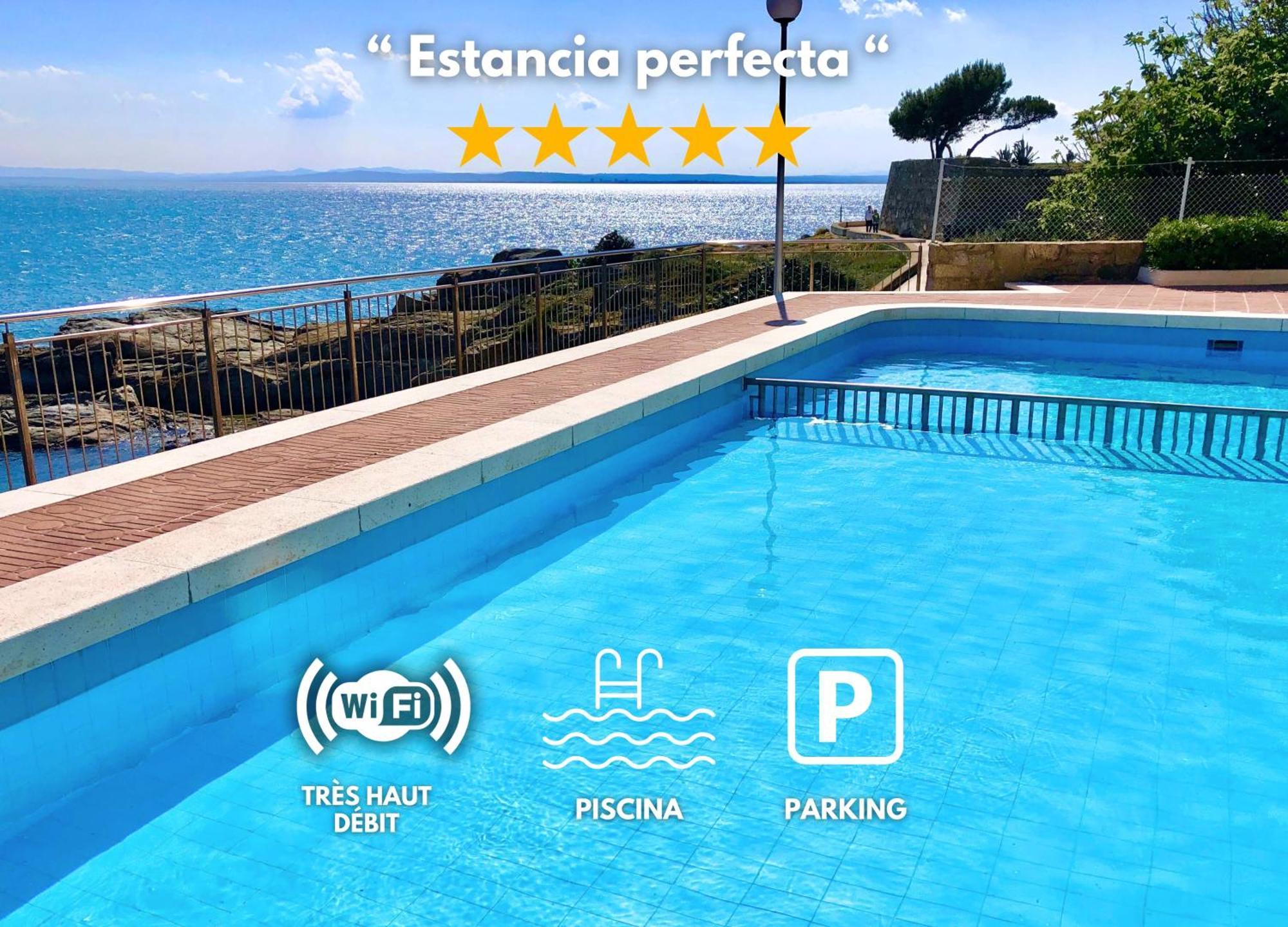 Magnifique Appartement En Front De Mer, Caneylles Roses Exterior photo